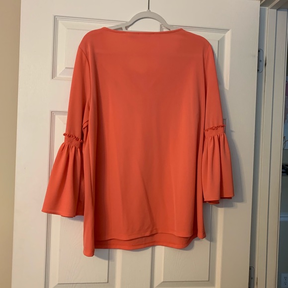 Calvin Klein Spring Shirt - Picture 2 of 5